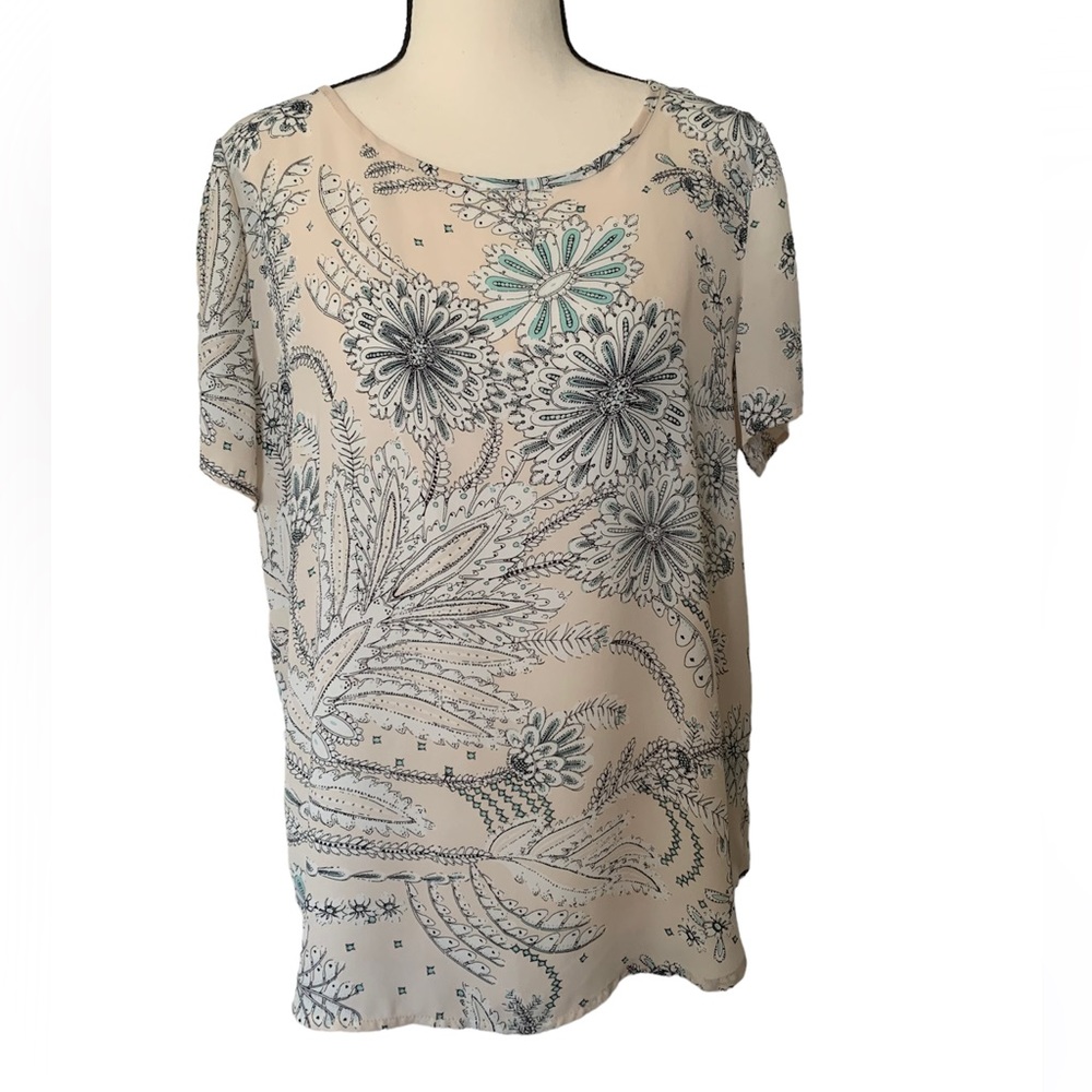 Premise studio | cream colored floral print top